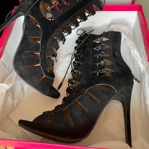 Latisha Black Sandal Heels